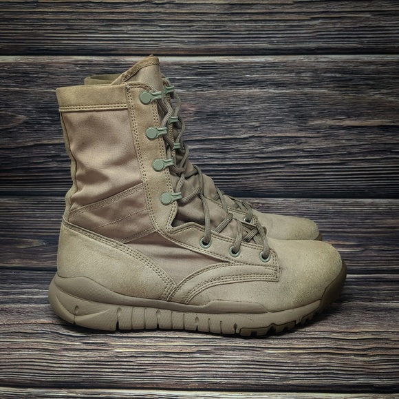 nike desert boots military